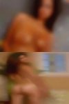 Women looking Lagrange